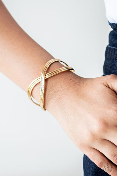 Paparazzi Infinitely Iridescent - Gold