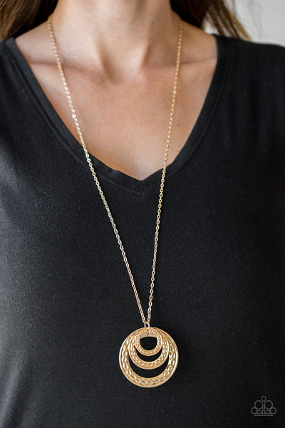 Paparazzi Savagely She Wolf - Gold Necklace