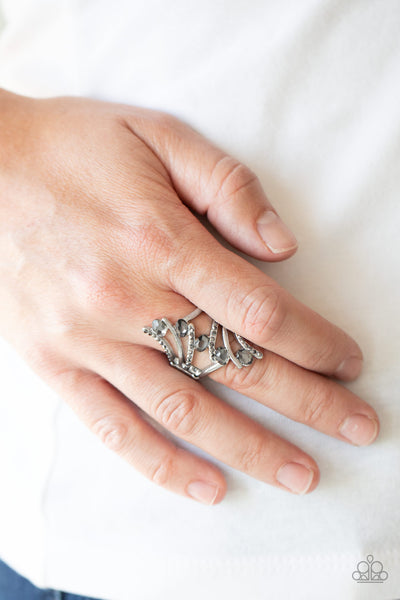 Paparazzi Majestic Marvel - Silver Ring