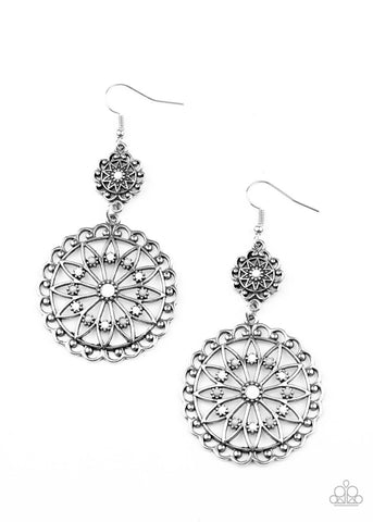 Paparazzi Beaded Brilliance - White