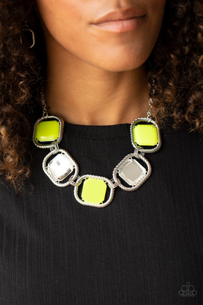 Paparazzi Pucker Up - Yellow