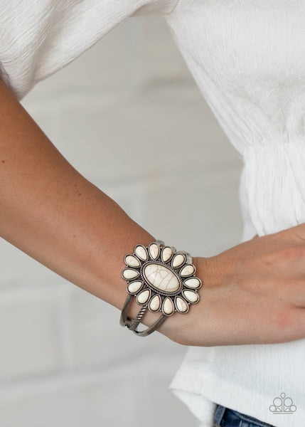 Paparazzi Sedona Spring - White Bracelet