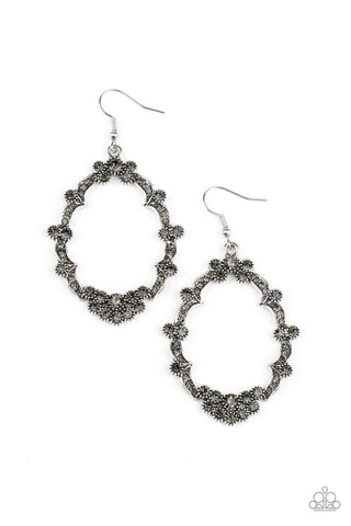 Paparazzi Sparkly Status - Silver