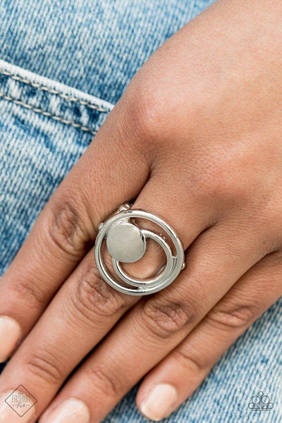 Paparazzi Edgy Eclipse - Silver
