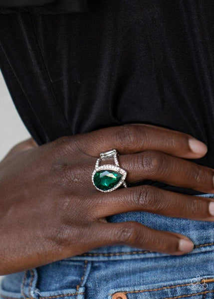 Paparazzi BLINGing Down The House - Green