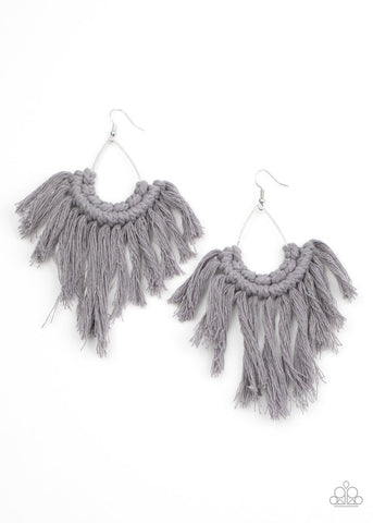 Paparazzi Wanna Piece Of MACRAME? - Silver