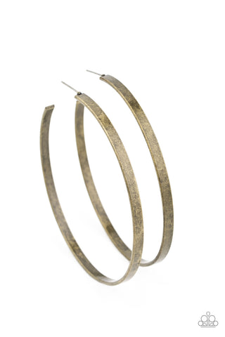 Paparazzi Lean Into The Curves - Brass Earrings