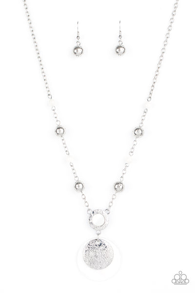 Paparazzi SEA The Sights - White Necklace