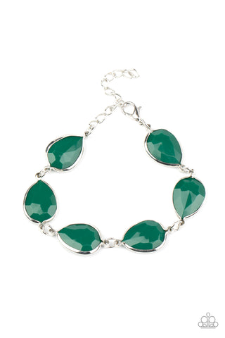 Paparazzi REIGNy Days - Green Bracelet