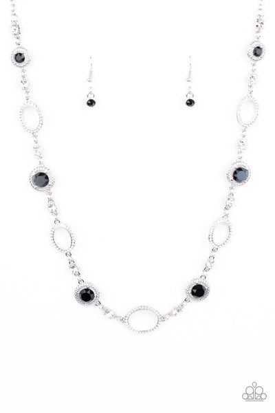 Paparazzi Pushing Your LUXE - Black Necklace
