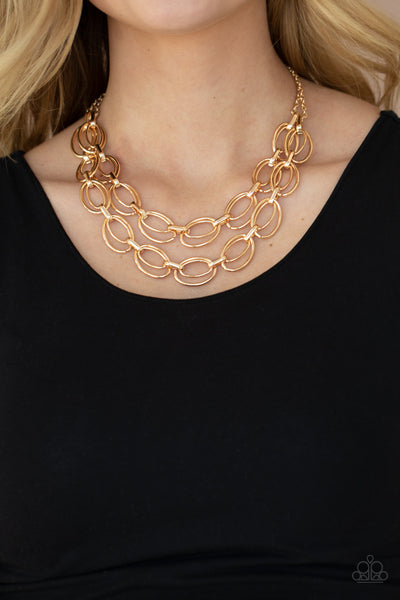 Paparazzi Status Quo - Gold Necklace