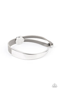 Paparazzi A Notch Above The Rest - Silver Bracelet