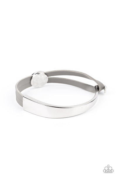 Paparazzi A Notch Above The Rest - Silver Bracelet