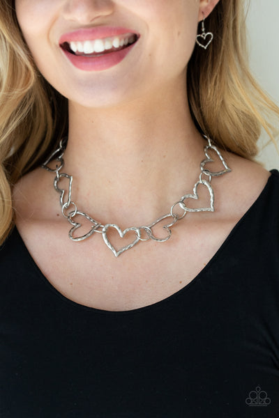 Paparazzi Vintagely Valentine - Silver Necklace