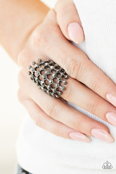 Paparazzi Fiercely Flashy - Black Ring