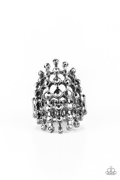 Paparazzi Fiercely Flashy - Black Ring