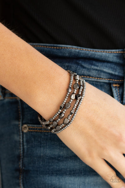 Paparazzi Fashionably Faceted - Black Bracelet