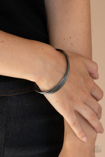 Paparazzi Bringing Basics Back - Black Bracelet