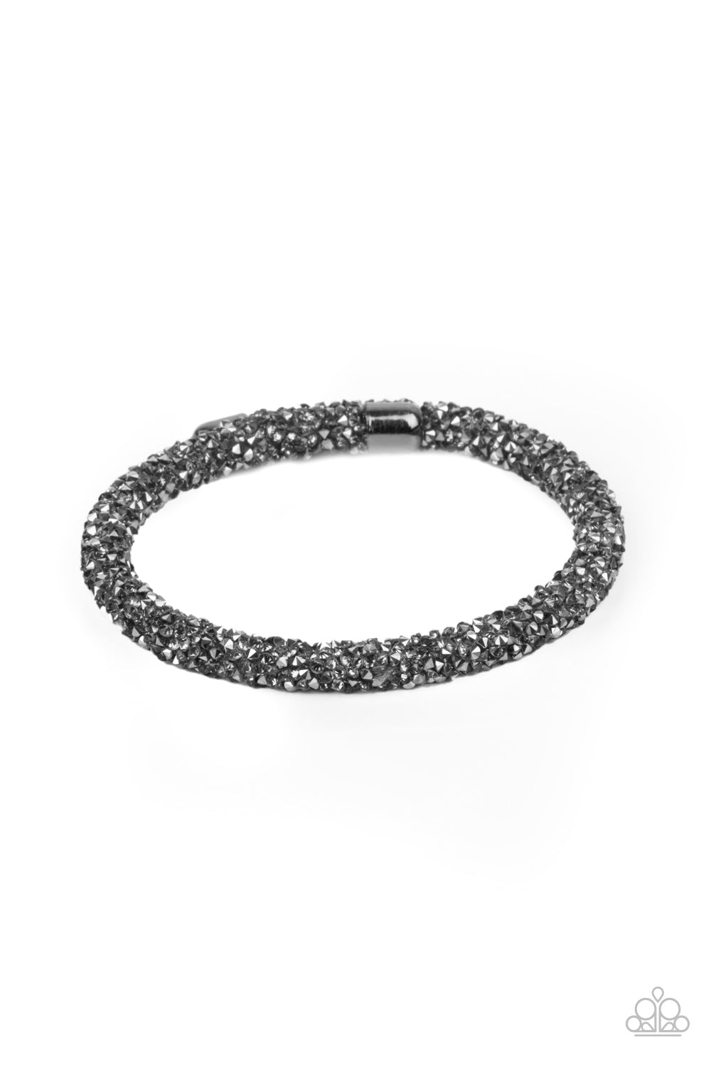 Paparazzi Roll Out The Glitz - Black Bracelet