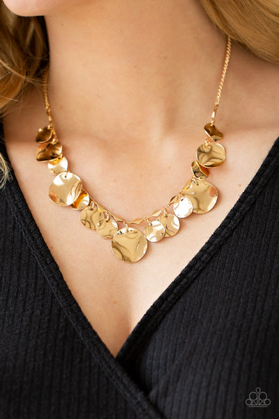 Paparazzi GLISTEN Closely - Gold Necklace