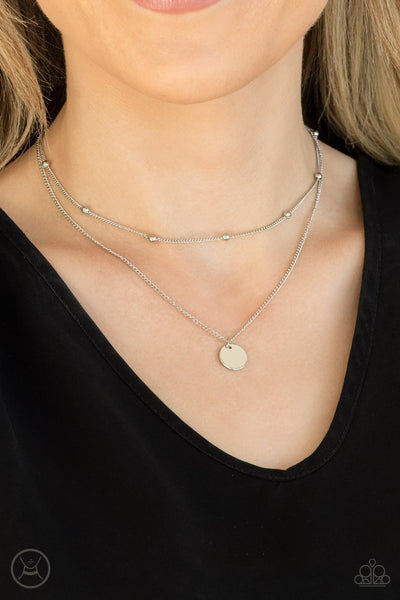 Paparazzi Modestly Minimalist - Silver Necklace