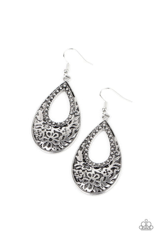 Paparazzi Organically Opulent - Silver Earrings