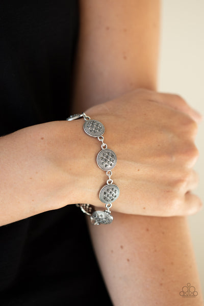 Paparazzi By Royal Decree - Silver Bracelet