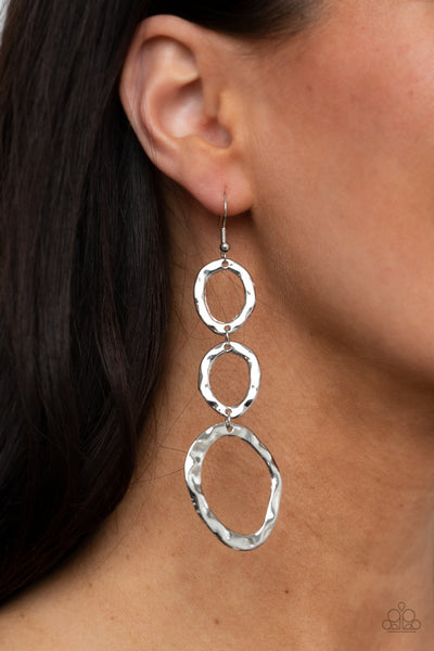 Paparazzi So OVAL It! - Silver Earrings