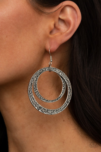 Paparazzi Rounded Out - Silver Earrings