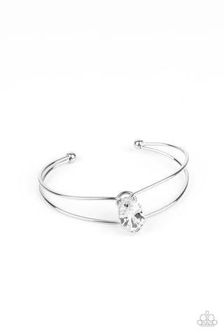 Paparazzi GLOW No Mercy - White Bracelet