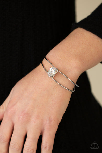 Paparazzi GLOW No Mercy - White Bracelet