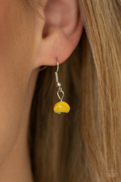 Paparazzi Staycation Status - Yellow Necklace