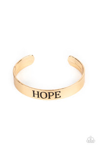 Paparazzi Hope Makes The World Go Round - Gold Bracelet