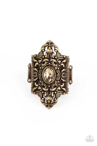 Paparazzi Perennial Posh - Brass Ring