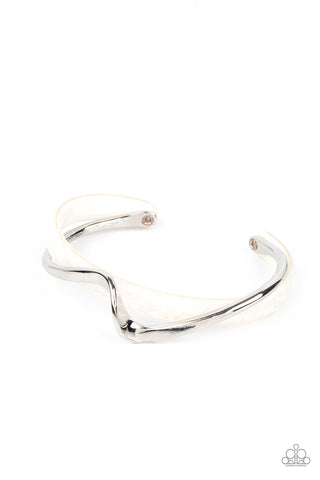 Paparazzi Craveable Curves - White Bracelet