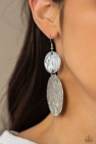 Paparazzi Status CYMBAL - Silver. Earrings