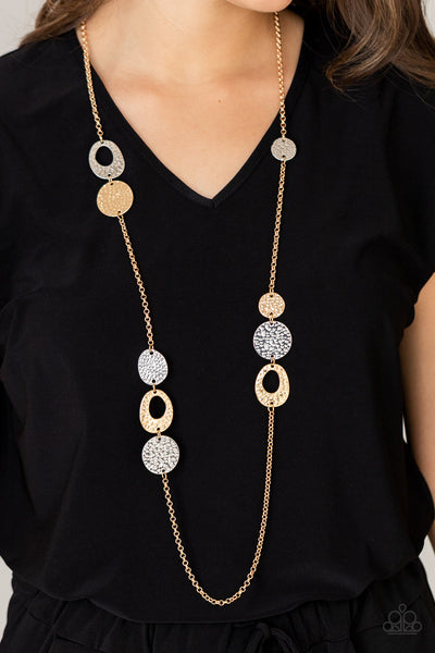 Paparazzi Gallery Guru - Gold Necklace