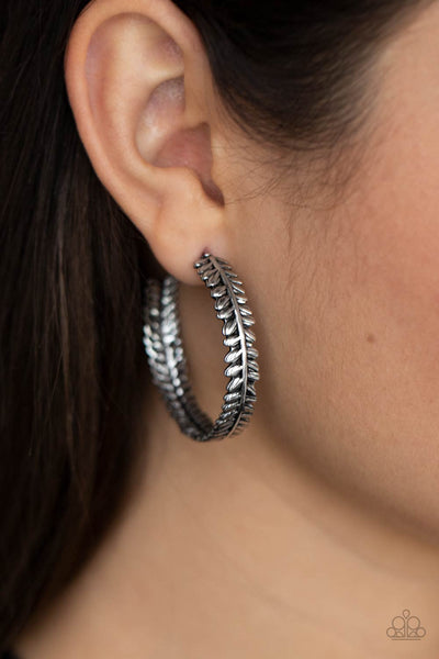 Paparazzi Laurel Gardens - Silver Earrings