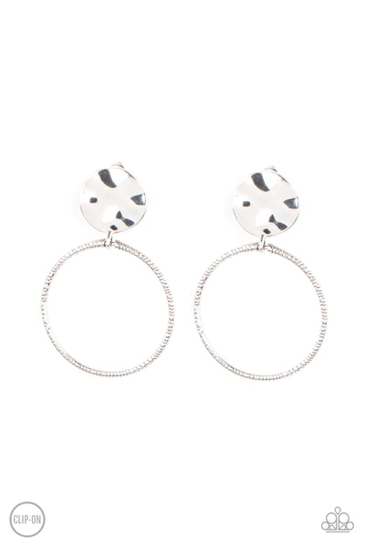 Paparazzi Undeniably Urban - Silver Necklace