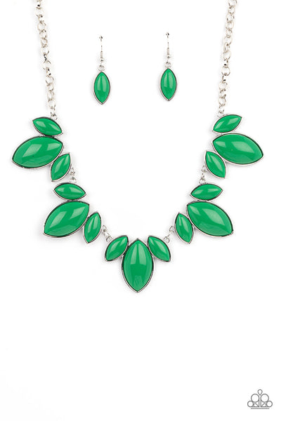 Paparazzi Viva La Vacation - Green Necklace