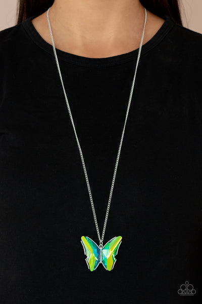 Paparazzi The Social Butterfly Effect - Green Necklace