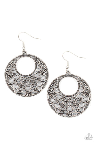 Paparazzi Vineyard Romance - Silver Earrings