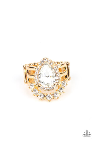 Paparazzi Elegantly Cosmopolitan - Gold Ring