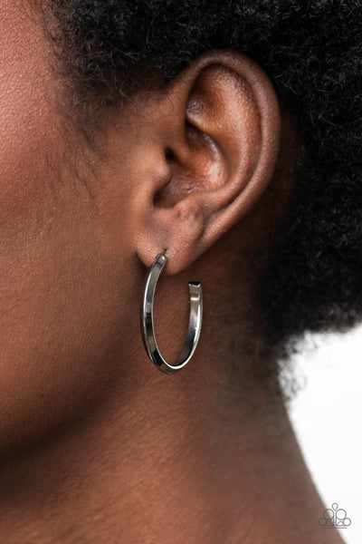 Paparazzi On The Brink - Black Earrings