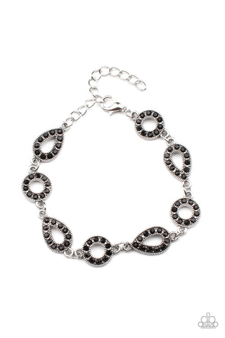 Paparazzi Royally Refined - Black Bracelet