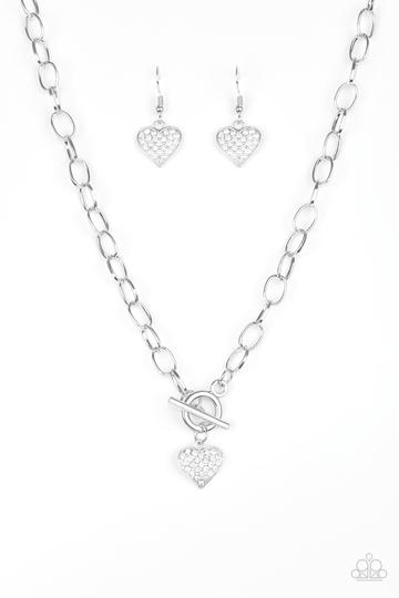 Paparazzi Harvard Hearts - White