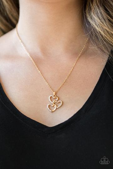Paparazzi Heart of Hearts - Gold