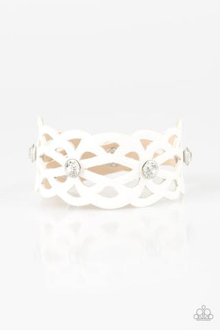 Paparazzi Runaway Radiance - White