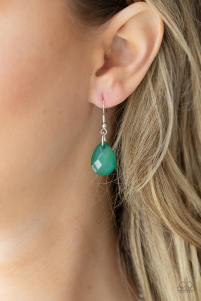Paparazzi Front Row Flamboyance - Green Necklace