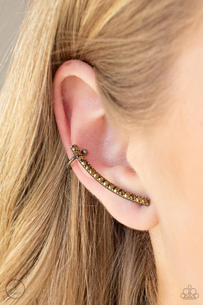 Paparazzi Give Me The SWOOP - Brass Earrings